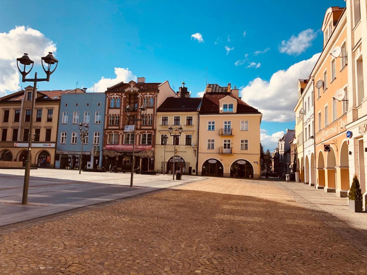 Pobuudka IV Plebanska Z Widokiem Na Rynek Appartement Gliwice Buitenkant foto